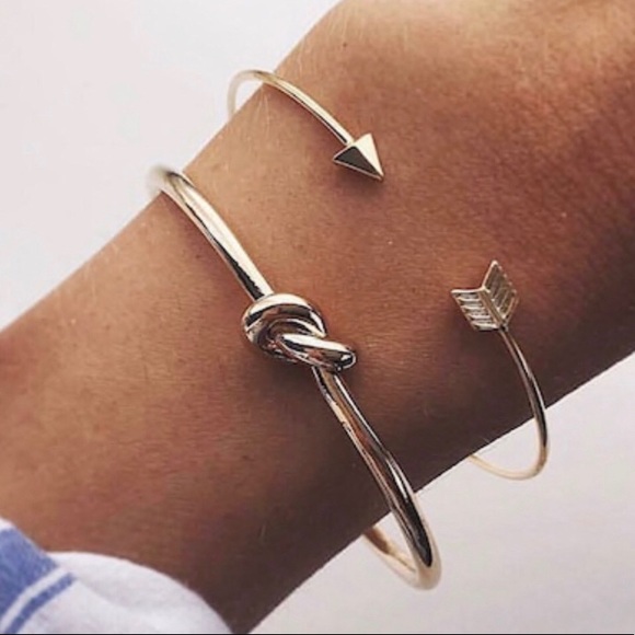 Ocean Dreams Jewelry - 3 for $15 🪐 set of 2 bracelets